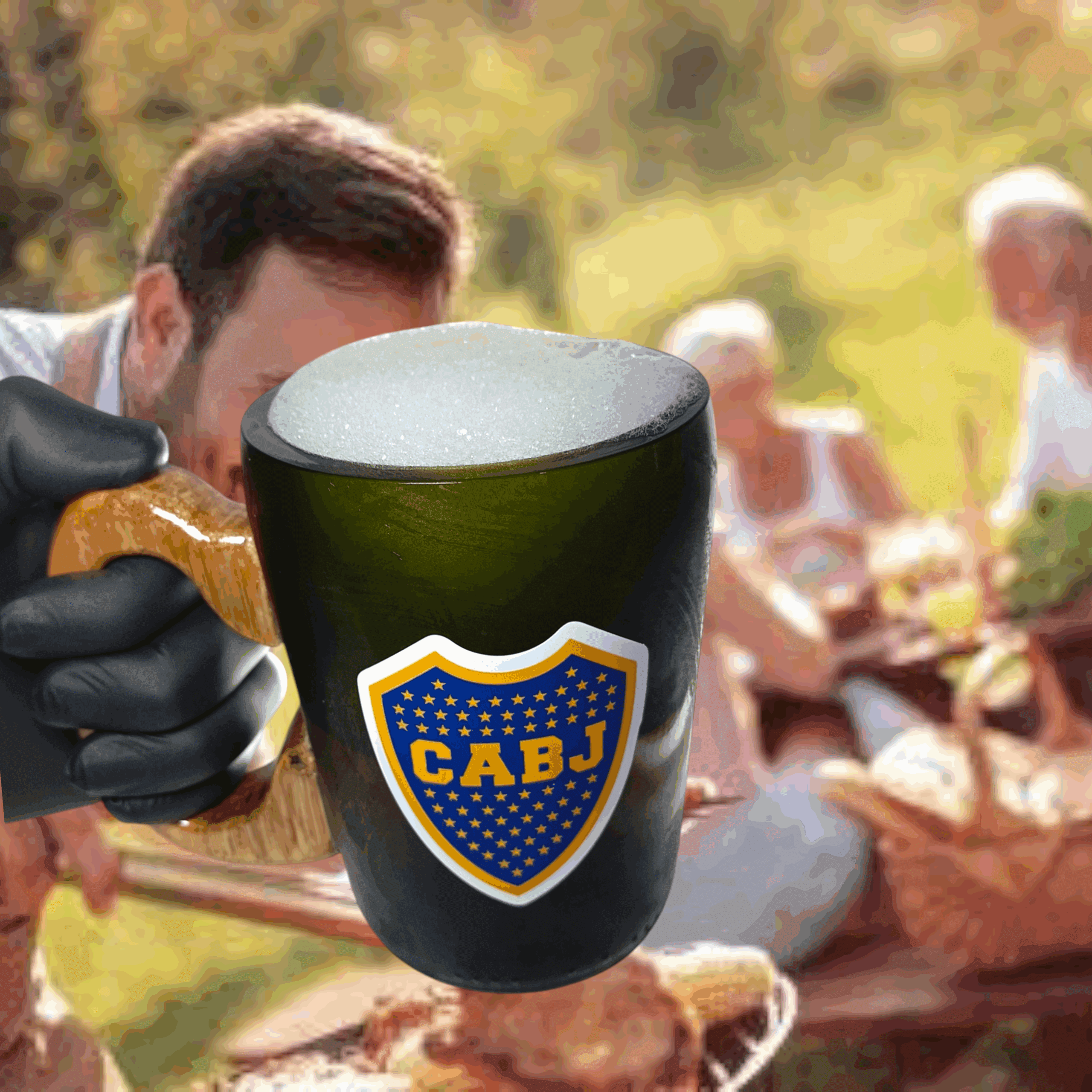 Chopp de Boca de botella cortada VASODIVETRO Chopp de Boca de botella cortada para regalar. Escudo del Club en vinilo UV. Hecho por VASODIVETRO