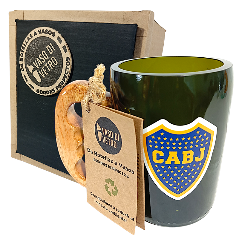 Chopp de Boca de botella cortada para regalar. Escudo del Club en vinilo UV. Hecho por VASODIVETRO