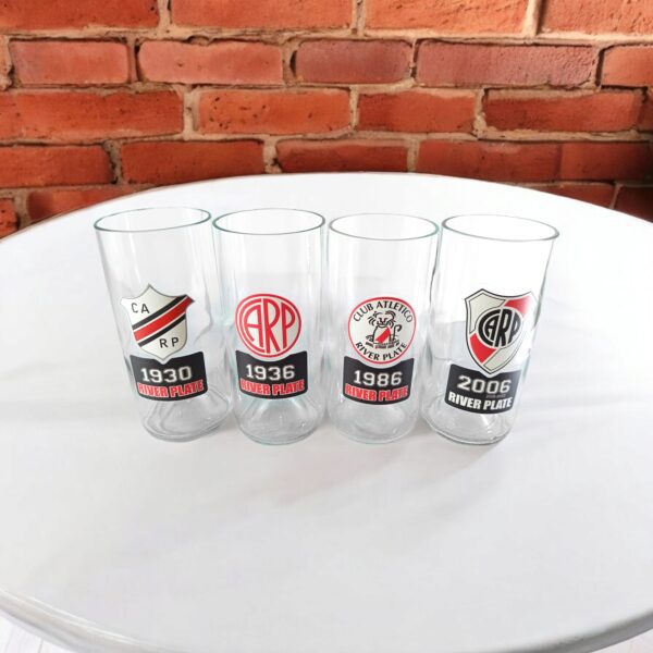 Vasos Coleccionables River Escudos de cada Era del Millonario - Imagen 2
