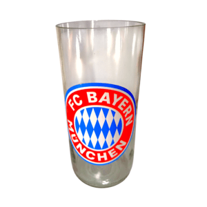 Vaso de FC Bayern munich de botella cortada para regalar. Escudo del Club en vinilo laqueado. Hecho por VASODIVETRO