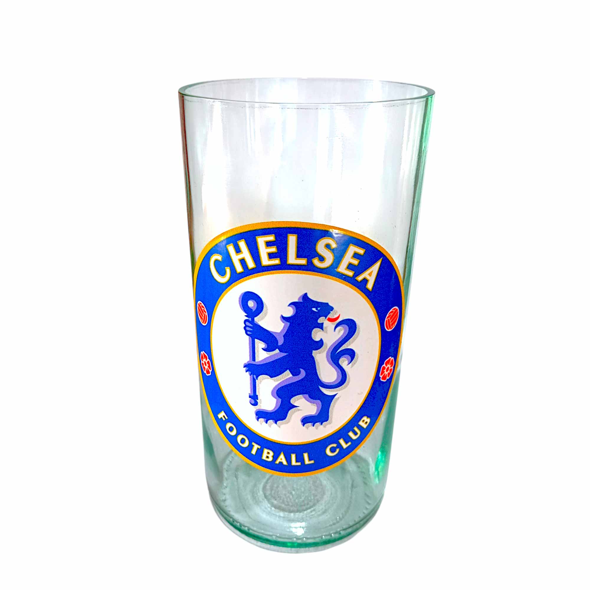 Vaso de Chelsea de botella cortada para regalar. Escudo del Club en vinilo laqueado. Hecho por VASODIVETRO